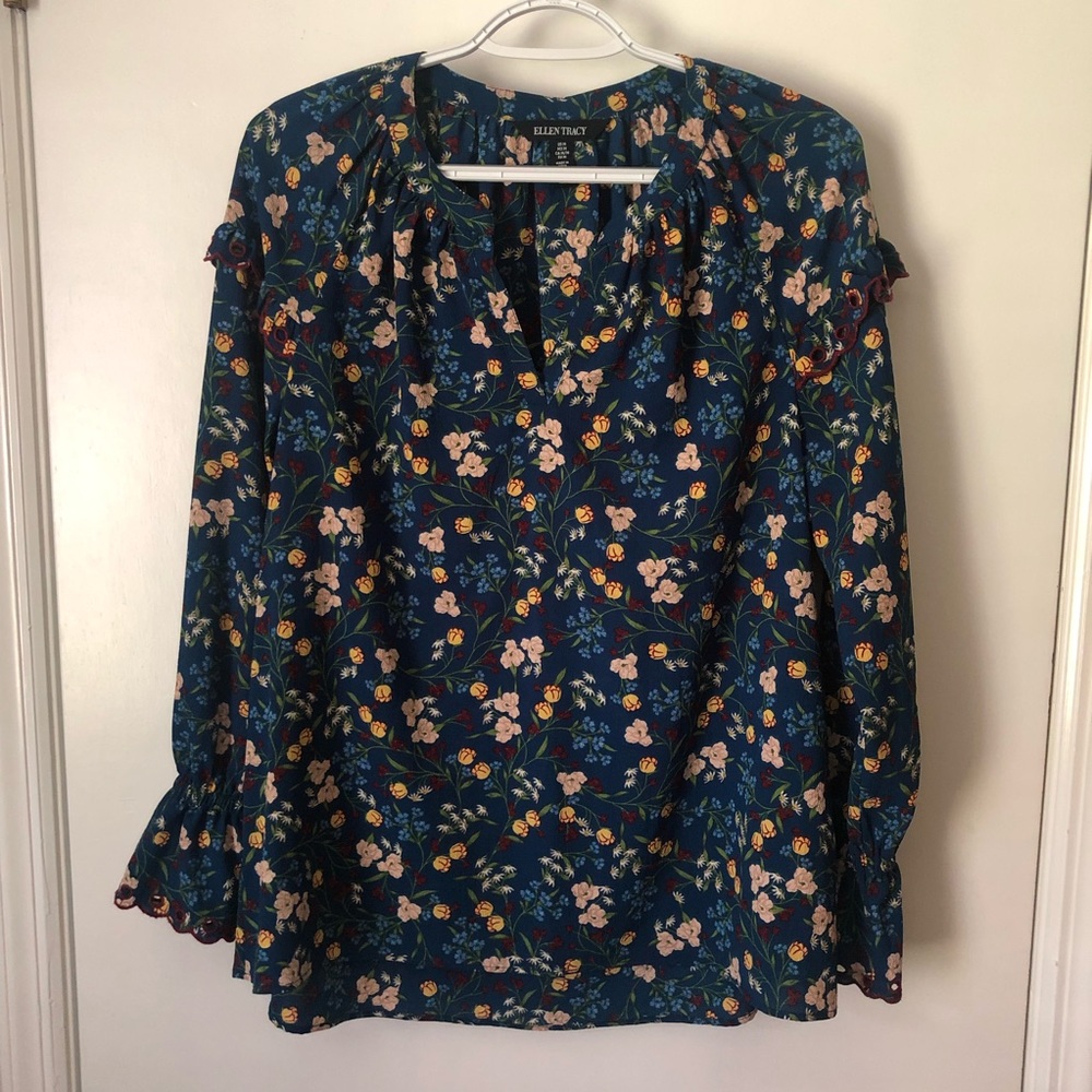ELLEN TRACY Boho Womans Floral Long Sleeve Blouse Top Size M